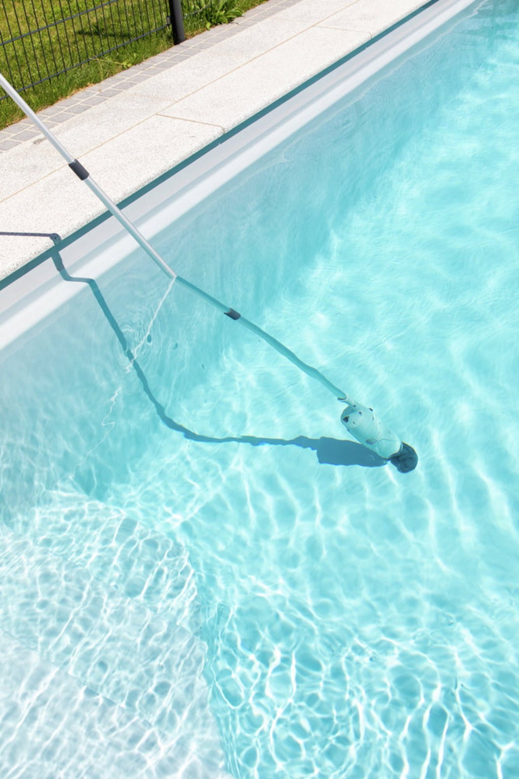 127-underwater-handheld-vacuum-cleaner-1-item-1.jpg