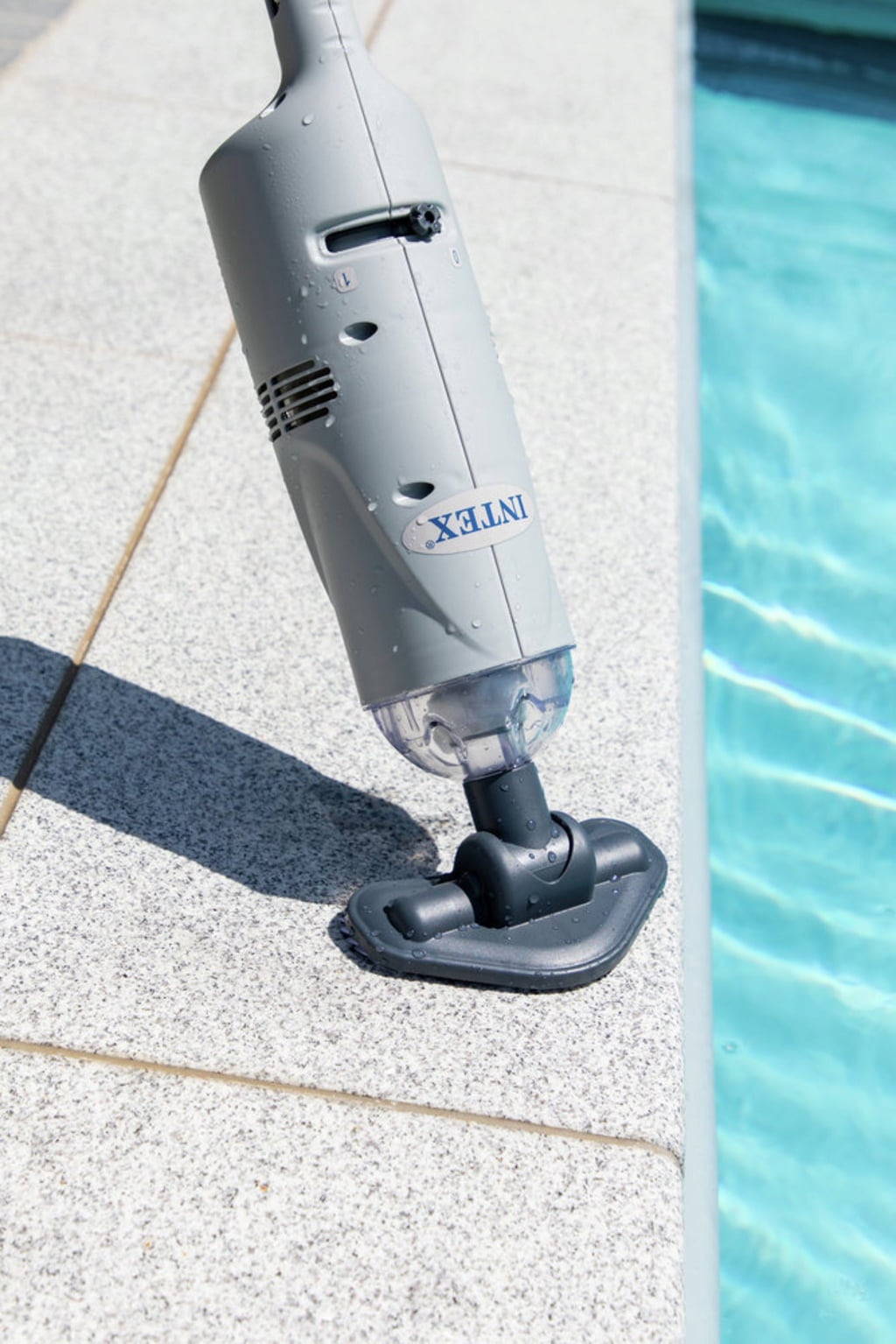 127-underwater-handheld-vacuum-cleaner-1-item-1.jpg