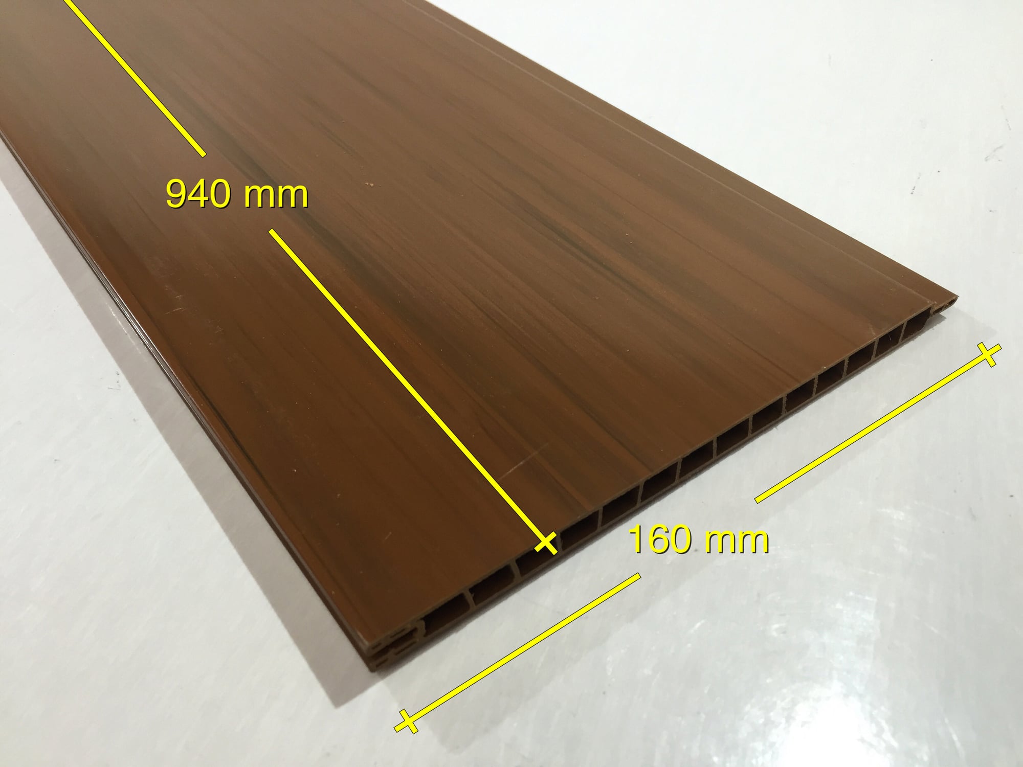 931-ultra-quadra-xtr-frame-pool-549-x-274-x-132-cm-without-pump-and-accessories-1.jpg