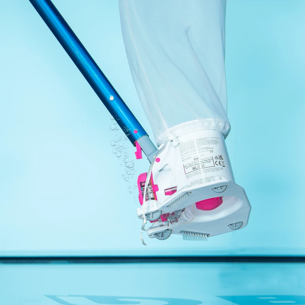 987-bc40-pool-vacuum-cleaner-1.png